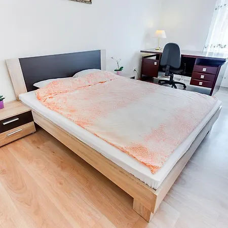 Apartament 2213 On Kaszubska Street * Breslavia