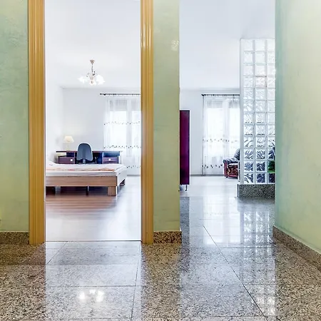 Apartament 2213 On Kaszubska Street * Breslavia